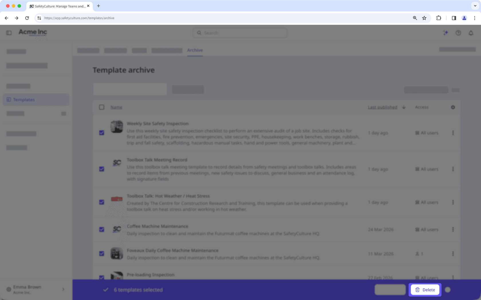 The template archive page showing the option to delete templates in bulk.