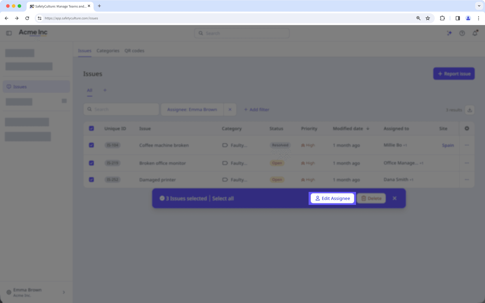 The issues page showing the option to edit assignees in bulk.